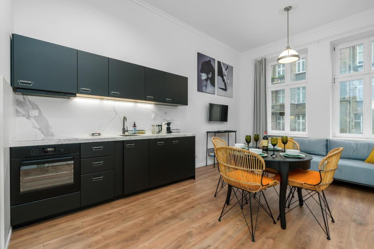 Deluxe Mtp Apartments Matejki By Noclegi Renters بوزنان المظهر الخارجي الصورة